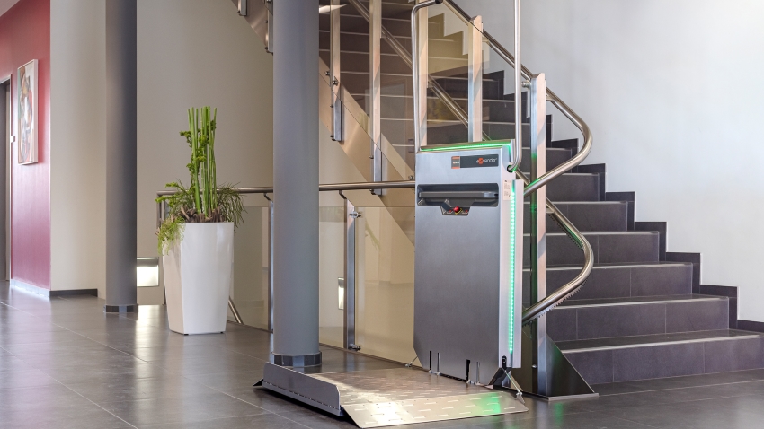 Šikmá schodisková plošina Ascendor