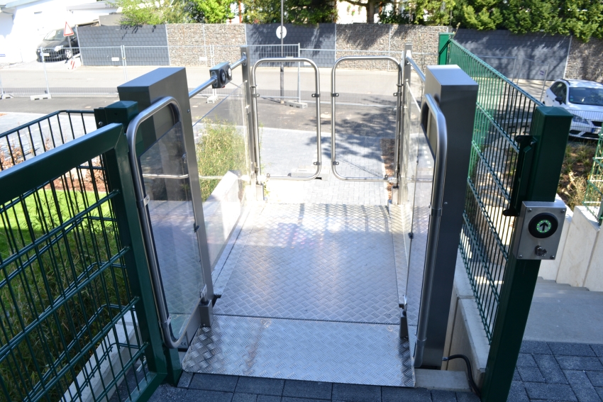 Zvislá zdvíhacia plošina Atlas 3000