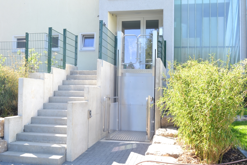 Zvislá zdvíhacia plošina Atlas 3000