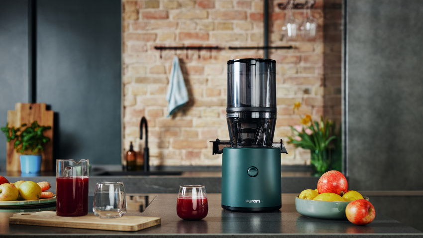 Odšťavovač Hurom H320N, tmavozelený