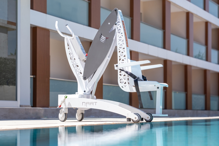 Mobilný bazénový zdvihák Nart Shark