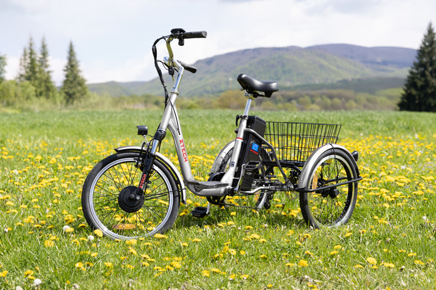 Trojkolesový elektrický bicykel Tornádo ZTECH, strieborný