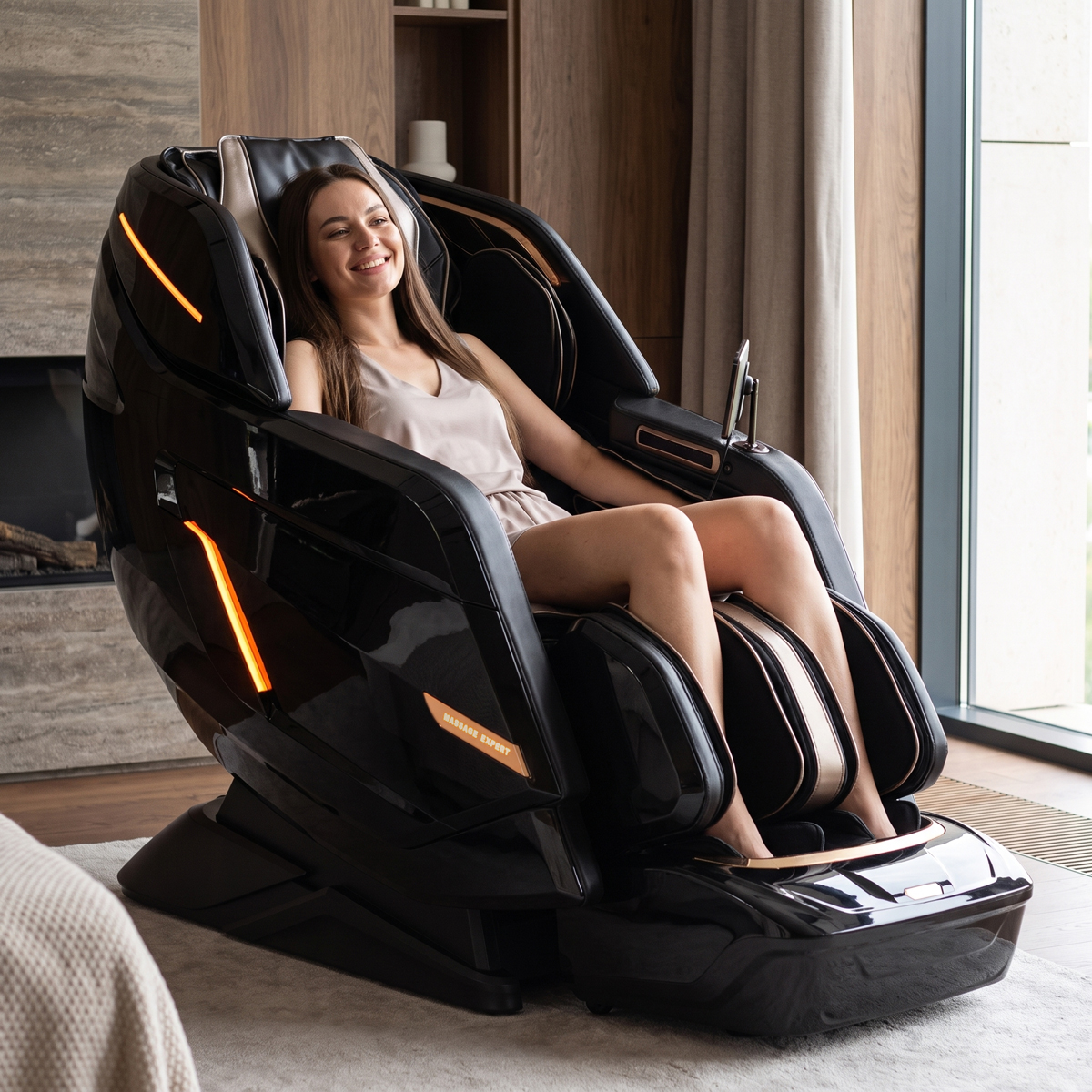 Masážne elektrické kreslo LUX 4D MASSAGER, čiernozlaté