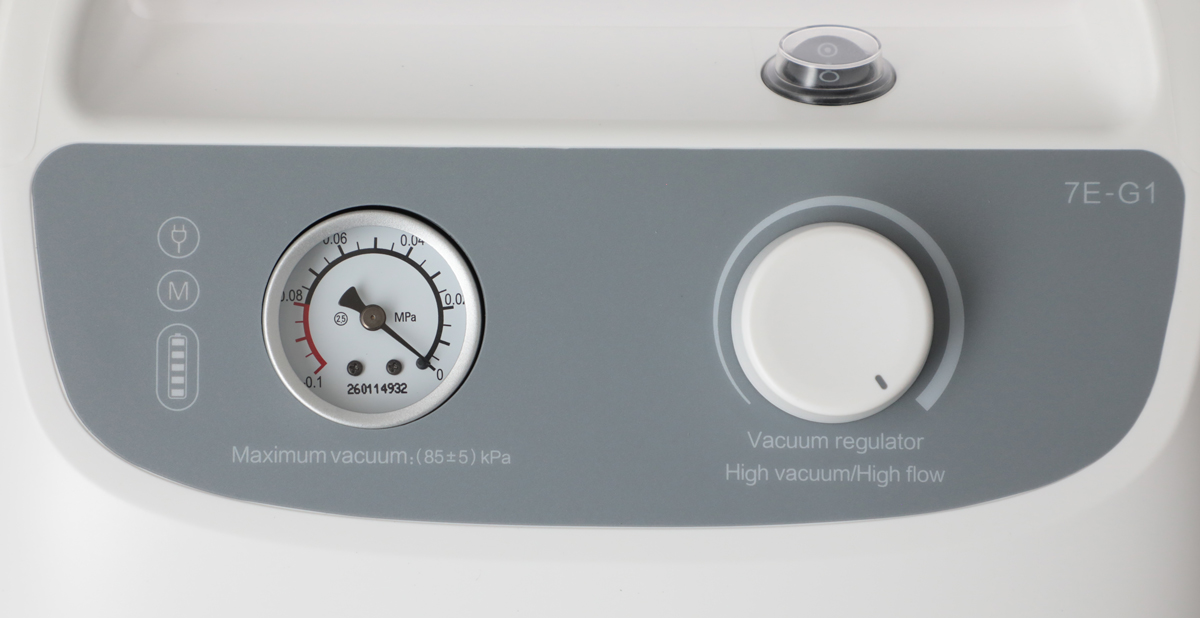Prenosná odsávačka Yuwell 7E-G1, 27 l/min, nabíjateľná