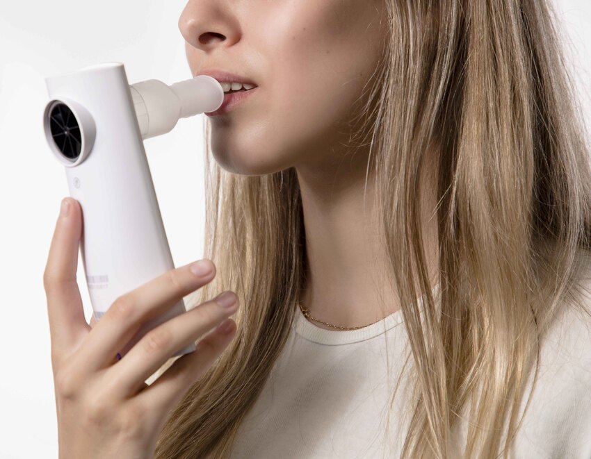 Lekársky spirometer CONTEC SP80B