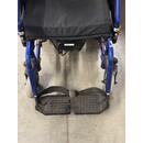 Elektrický invalidný vozík so svetlami, 46 cm - VÝSTAVNÝ KUS, ZNEČISTENÉ PNEUMATIKY/STÚPAČKY