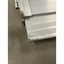 Sklápacia nájazdová rampa, 150 cm - POŠKODENÝ ROH