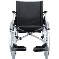 Invalidný vozík odľahčený s nastaviteľným ťažiskom