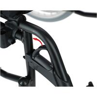 Invalidný vozík odľahčený s brzdami pre doprovod