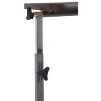 Lôžkový stolík k posteli