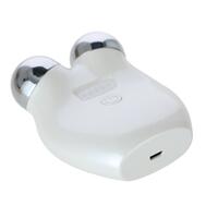 Masážny prístroj na tvár a krk s EMS funkciou