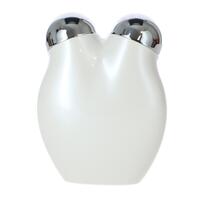 Masážny prístroj na tvár a krk s EMS funkciou