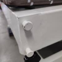 Elektrická  polohovacia posteľ s matracom Multibed - ŠKRABANCE, MIERNE ZNEČISTENÝ MATRAC, ŠPINAVÉ KOLIESKA