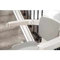 Stoličkový výťah Elan s rovnou koľajnicou