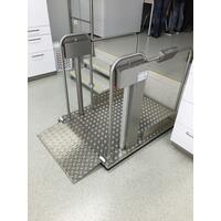 Zvislá zdvíhacia plošina MB 750