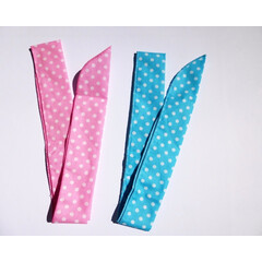 Chladiaca šatka s bodkovaným vzorom