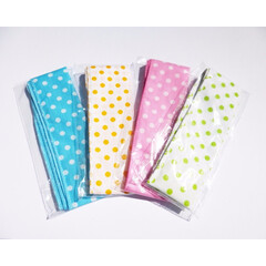 Chladiaca šatka s bodkovaným vzorom