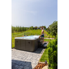 SwimSpa LUX SUNRANS SR853 s protiprúdom a technológiou Balboa