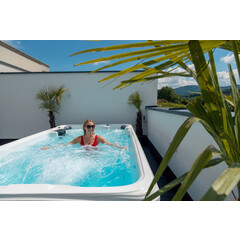 SwimSpa LUX SUNRANS SR853 s protiprúdom a technológiou Balboa