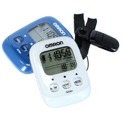 Krokomer OMRON Walking Style IV - TESTOVACÍ KUS, MIERNE ŠKRABANCE NA DISPLEJI