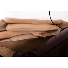 Masážne elektrické kreslo RelaxPro 3D MASSAGER - NADTRHNUTÉ ČALÚNENIE Z VNÚTORNEJ STRANY OPIERKY NÔH