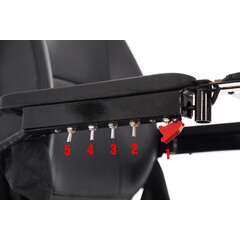 Elektrický invalidný vozík s vertikálnym zdvihom