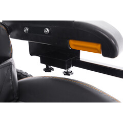 Elektrický invalidný vozík s vertikálnym zdvihom