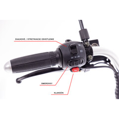 Elektrický CHOPPER UNIZDRAV PRO trojkolesový – výkonný 2000 W motor - NAJAZDENÝCH 56 KM, MIERNE ŠKRABANCE NA BLATNÍKU