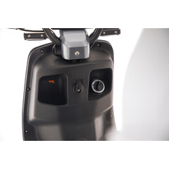 Elektrický skúter UNIZDRAV e-City s dojazdom 120 km