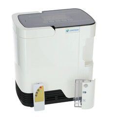 Kyslíkový koncentrátor s hlasovým výstupom UNIZDRAV, 7 l/min, biely