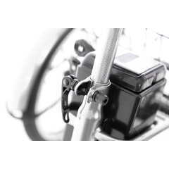 Trojkolesový elektrický bicykel Tornádo ZTECH, strieborný