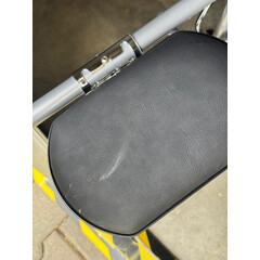 Polohovateľný invalidný vozík - VÝSTAVNÝ KUS, MIERNE ZNEČISTENÉ STÚPAČKY+OPIERKA