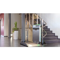 Šikmá schodisková plošina Ascendor