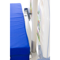 Detská mechanická polohovacia posteľ s matracom UNIZDRAV