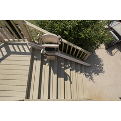 Stoličkový výťah Elite s rovnou koľajnicou