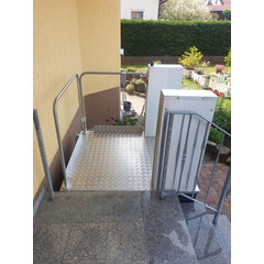 Zvislá zdvíhacia plošina MB 850