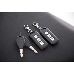 Elektrický skúter UNIZDRAV e-City s dojazdom 120 km - ŠKRABANEC NA ZADNOM BLATNÍKU