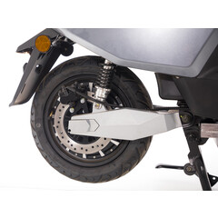 Elektrický skúter UNIZDRAV e-City s dojazdom 120 km - ŠKRABANEC NA ZADNOM BLATNÍKU