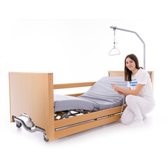 Elektrická polohovacia posteľ COMFORT LOW – s funkciou extra nízkeho polohovania (Používaný kus)