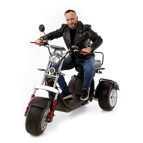 Elektrický Chopper UNIZDRAV EasyRide - ZNÁMKY POUŽÍVANIA, NAJAZDENÝCH 46 KM