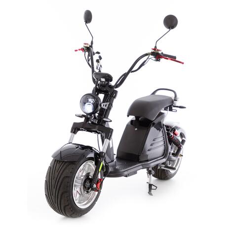 Elektrický Chopper UNIZDRAV - MIERNE ŠKRABANCE NA RÁME A PRI OSKE PREDNÉHO KOLESA, NAJAZDENÝCH 13 KM