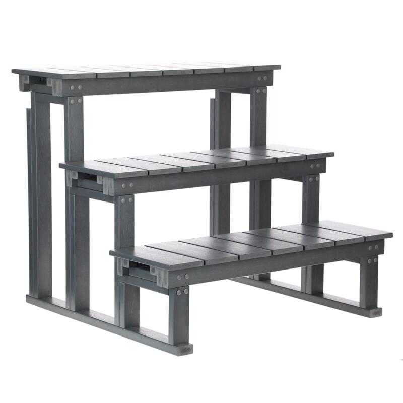 Trojstupňové schodíky k vírivke