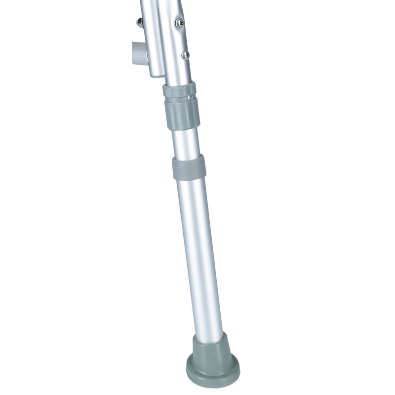 Sprchovacia stolička do vane