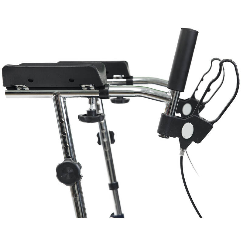 Štvorkolka s predĺženými lakťovými opierkami