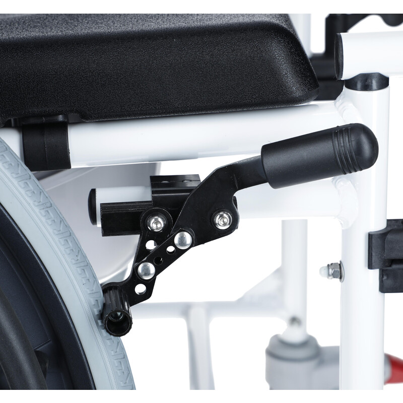 Sprchovací invalidný vozík