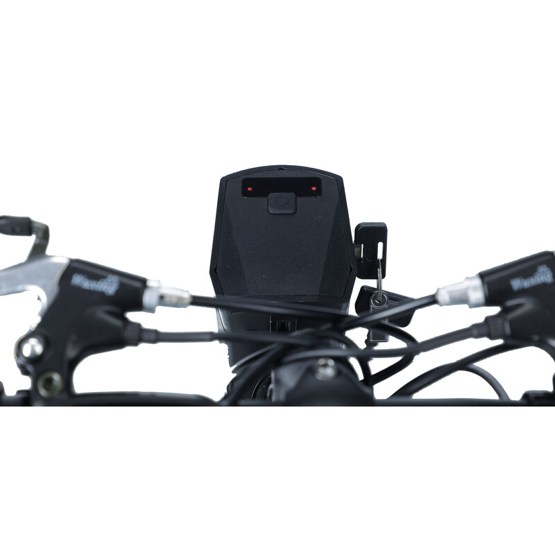 Prídavný pohon pre aktívny invalidný vozík