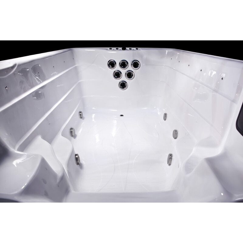 SwimSpa LUX SUNRANS SR853 s protiprúdom a technológiou Balboa