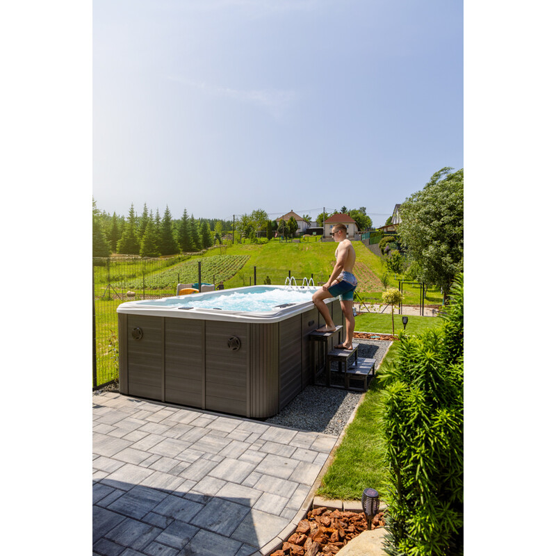 SwimSpa LUX SUNRANS SR853 s protiprúdom a technológiou Balboa
