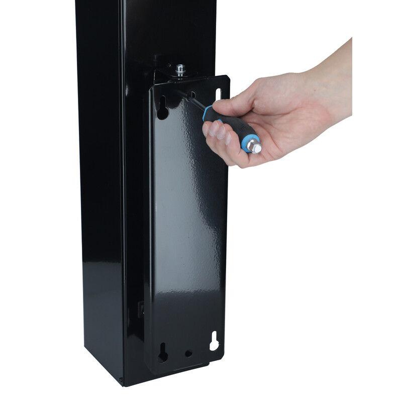 Germicídny žiarič UNIZDRAV uzavretý nástenný – čierne vyhotovenie