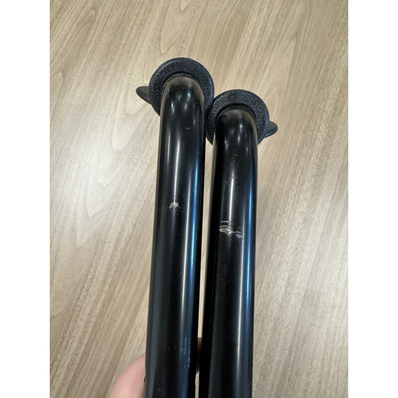 Dvojkolka - ŠKRABANCE, ZNEČISTENÉ NADSTAVCE